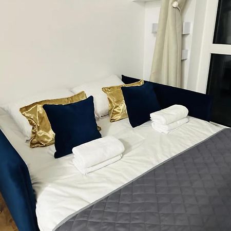 Y13 Apartments ワルシャワ エクステリア 写真
