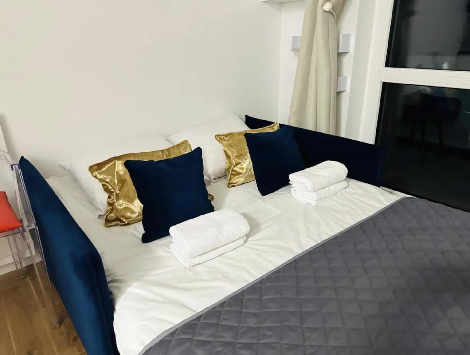 Y13 Apartments ワルシャワ エクステリア 写真